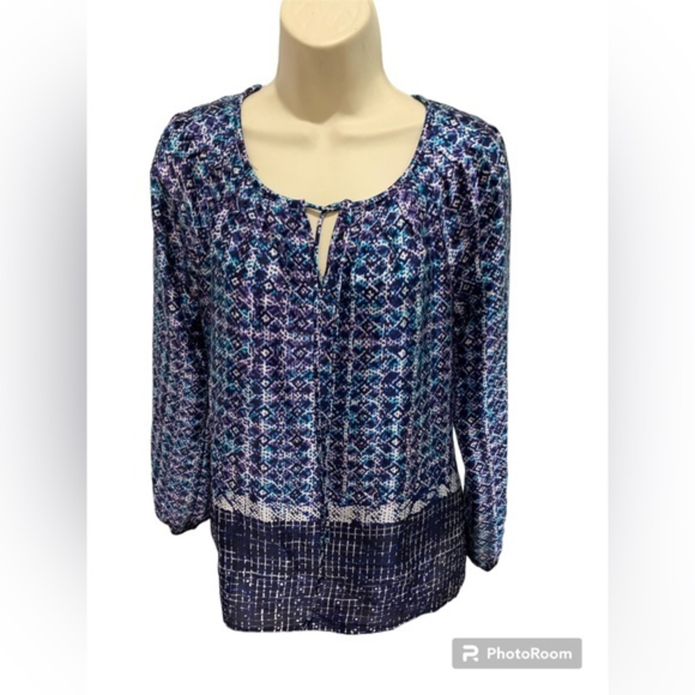 Jones New York Signature silky print drawstring neckline blouse size S petite‎